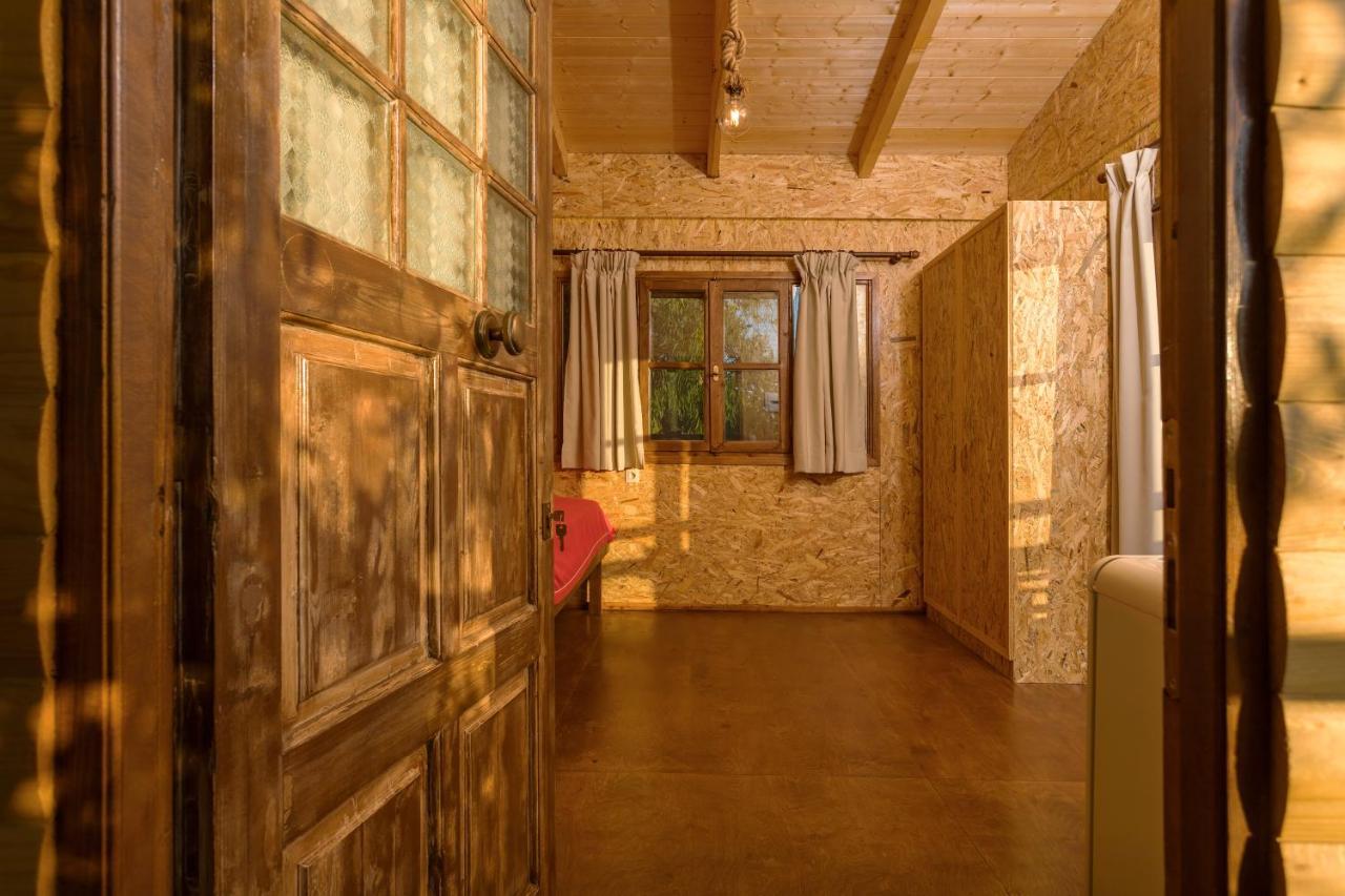 River Treehouse Laganas Ngoại thất bức ảnh
